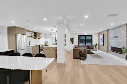 611-10778 138 Street, Surrey, BC 