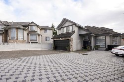 14496 67b Avenue  Surrey, BC V3S 0T3