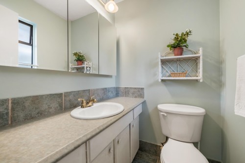 5100 208 Street, Langley, BC 