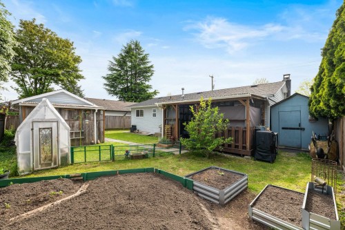 5098 208 Street, Langley, BC 