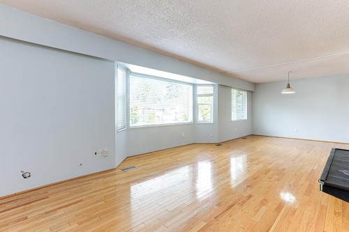 13134 98A Avenue, Surrey, BC 