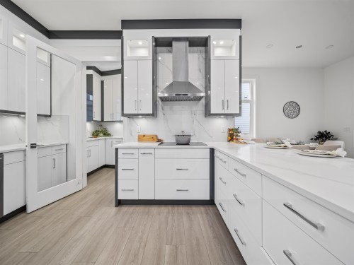 9885 Huckleberry Drive, Surrey, BC 