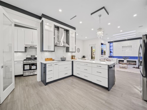 9885 Huckleberry Drive, Surrey, BC 