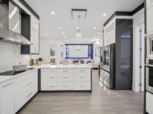 9885 Huckleberry Drive, Surrey, BC 