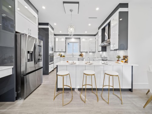 9885 Huckleberry Drive, Surrey, BC 