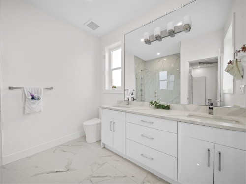 9885 Huckleberry Drive, Surrey, BC 