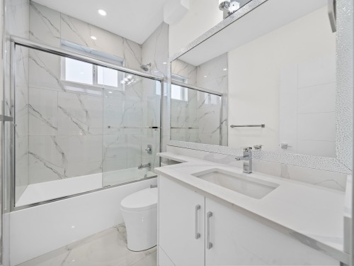 9885 Huckleberry Drive, Surrey, BC 