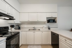 202-13911 70 Avenue  Surrey, BC V3W 6B4