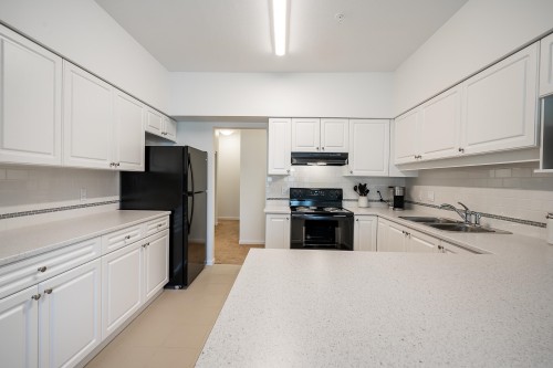 202-13911 70 Avenue, Surrey, BC 