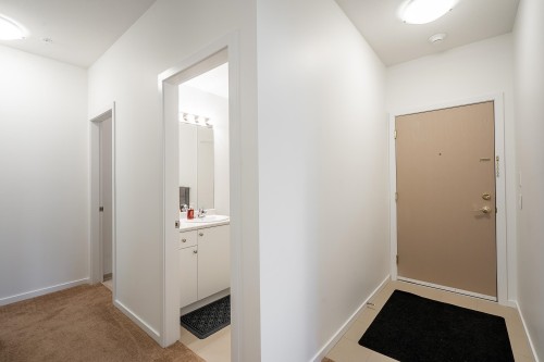 202-13911 70 Avenue, Surrey, BC 