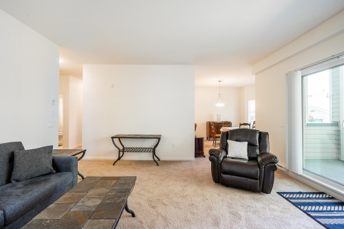 202-13911 70 Avenue, Surrey, BC 