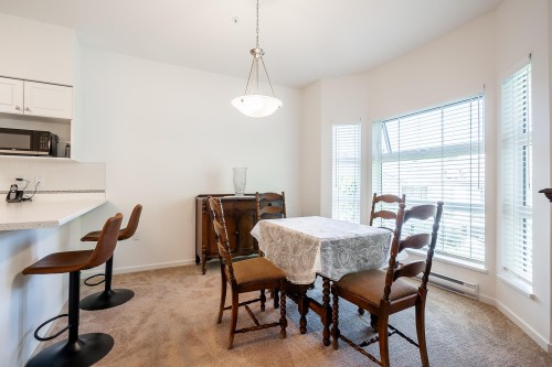 202-13911 70 Avenue, Surrey, BC 