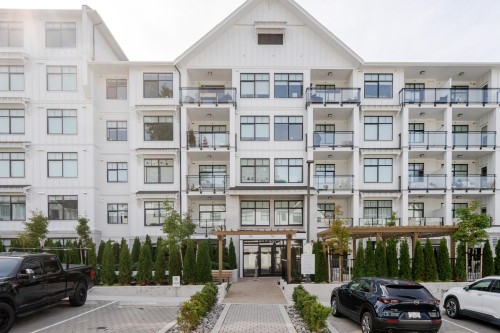 207-3317 148 Street, Surrey, BC 