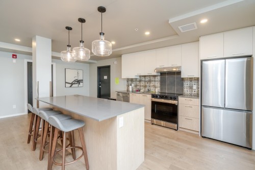 207-3317 148 Street, Surrey, BC 