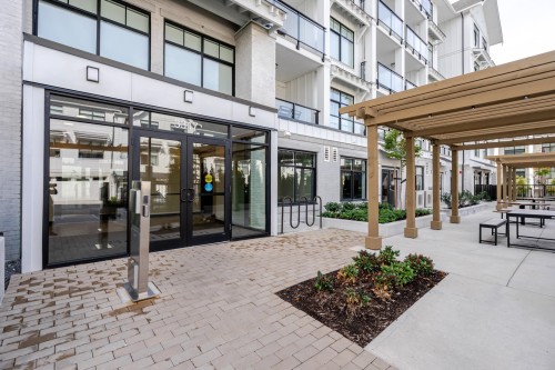 207-3317 148 Street, Surrey, BC 