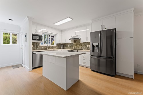 101-7881 120A Street, Surrey, BC 