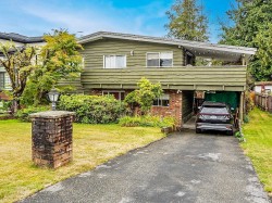 11872 78b Avenue  Delta, BC V4C 1S1