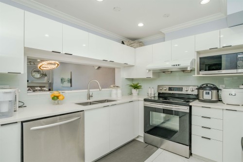 312-16137 83 Avenue, Surrey, BC 