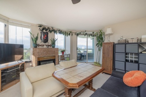 1504-10082 148 Street, Surrey, BC 