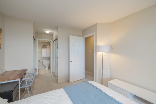 1504-10082 148 Street, Surrey, BC 