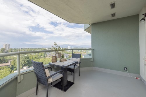 1504-10082 148 Street, Surrey, BC 