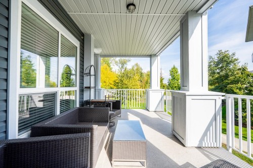 214-6470 194 Street, Surrey, BC 