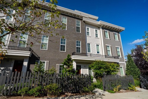 2-8371 202B Street, Langley, BC 