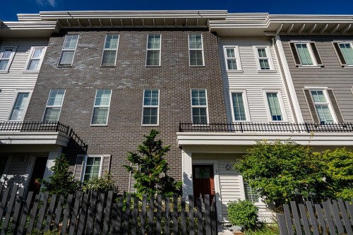 2-8371 202B Street, Langley, BC 