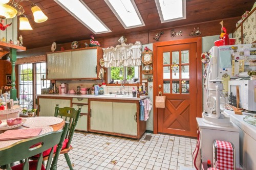 14086 77A Avenue, Surrey, BC 