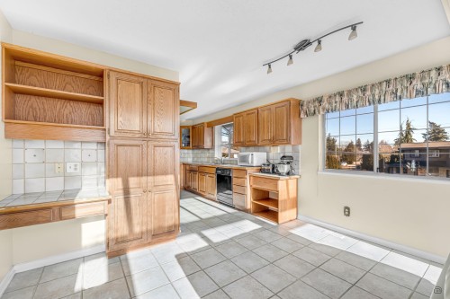 1191 Finlay Street, White Rock, BC 