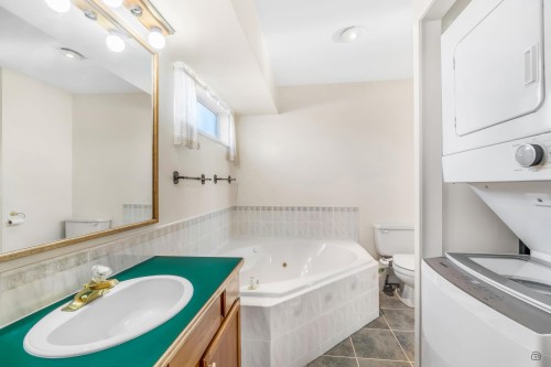 1191 Finlay Street, White Rock, BC 