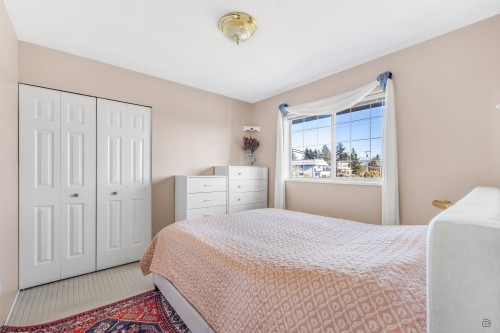 1191 Finlay Street, White Rock, BC 