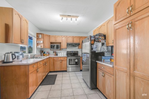 14373 66 Avenue, Surrey, BC 