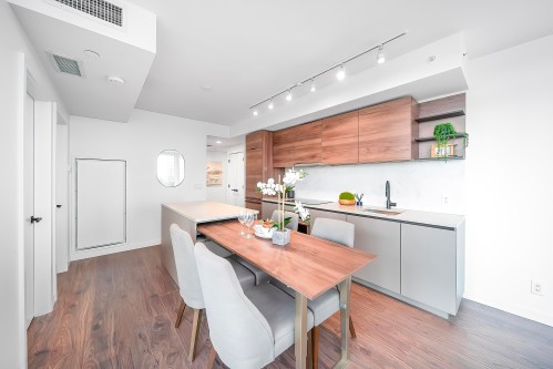 1308-10448 University Drive, Surrey, BC 