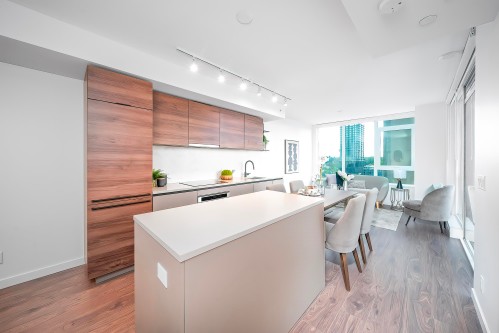 1308-10448 University Drive, Surrey, BC 