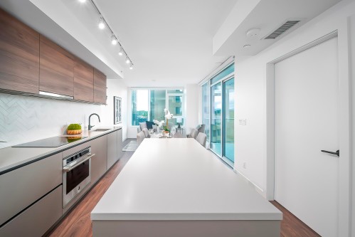 1308-10448 University Drive, Surrey, BC 