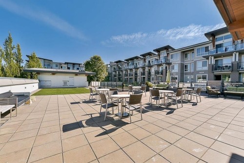 217-6688 120 Street, Surrey, BC 