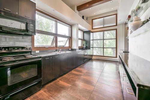 217-6688 120 Street, Surrey, BC 