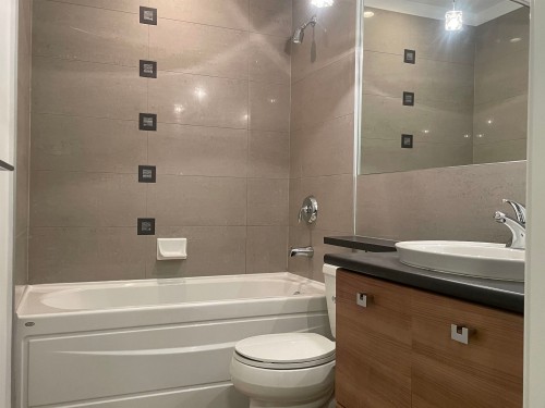 217-6688 120 Street, Surrey, BC 