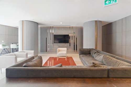 805-9887 Whalley Boulevard, Surrey, BC 