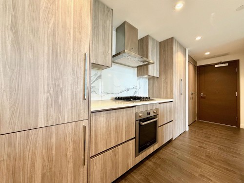 805-9887 Whalley Boulevard, Surrey, BC 