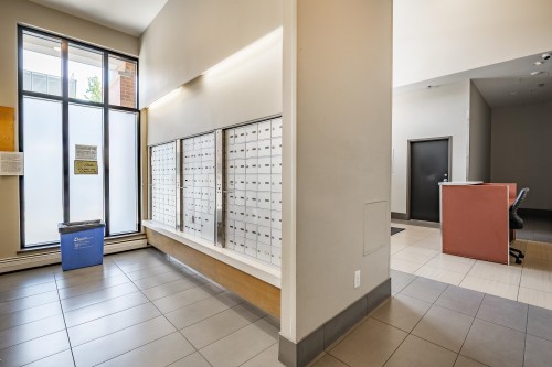 1705-10777 University Drive, Surrey, BC 