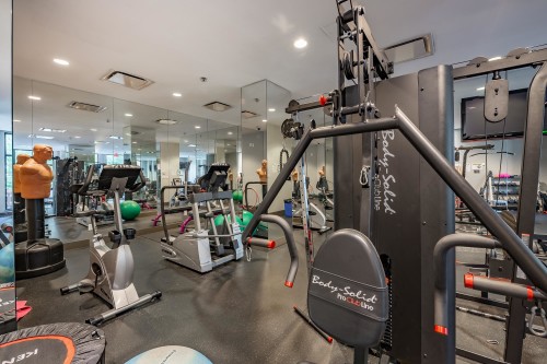 1705-10777 University Drive, Surrey, BC 