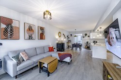 3-15151 Edmund Drive  Surrey, BC V3S 0B2