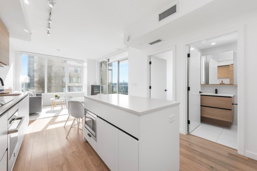 1108-10448 University Drive  Surrey, BC V3T 0S7