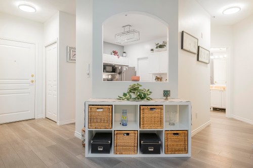 208-10320 156 Street, Surrey, BC 