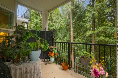 208-10320 156 Street, Surrey, BC 