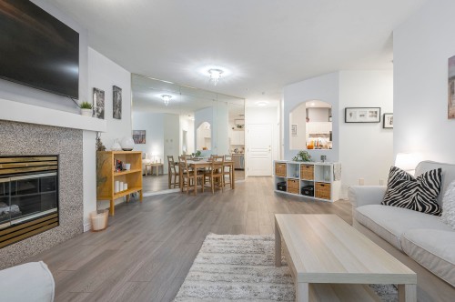 208-10320 156 Street, Surrey, BC 