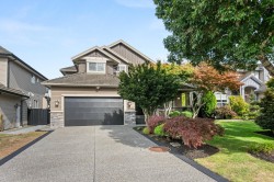 18667 63a Avenue  Surrey, BC V3S 8N1