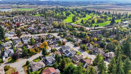 7827 167A Street, Surrey, BC 